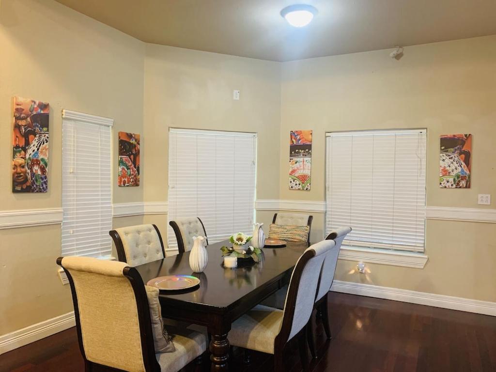 Brownsville Comfort 2 Bedroom 1 Bath , Spacious Kitchen And Outdoor Home エクステリア 写真