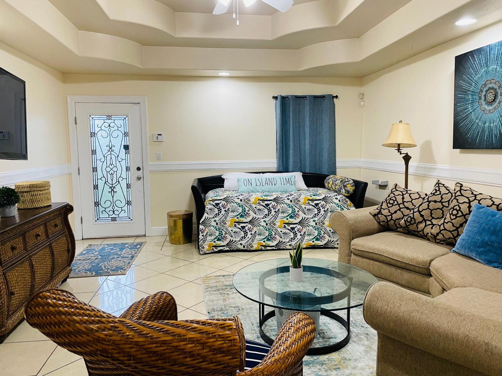 Brownsville Comfort 2 Bedroom 1 Bath , Spacious Kitchen And Outdoor Home エクステリア 写真