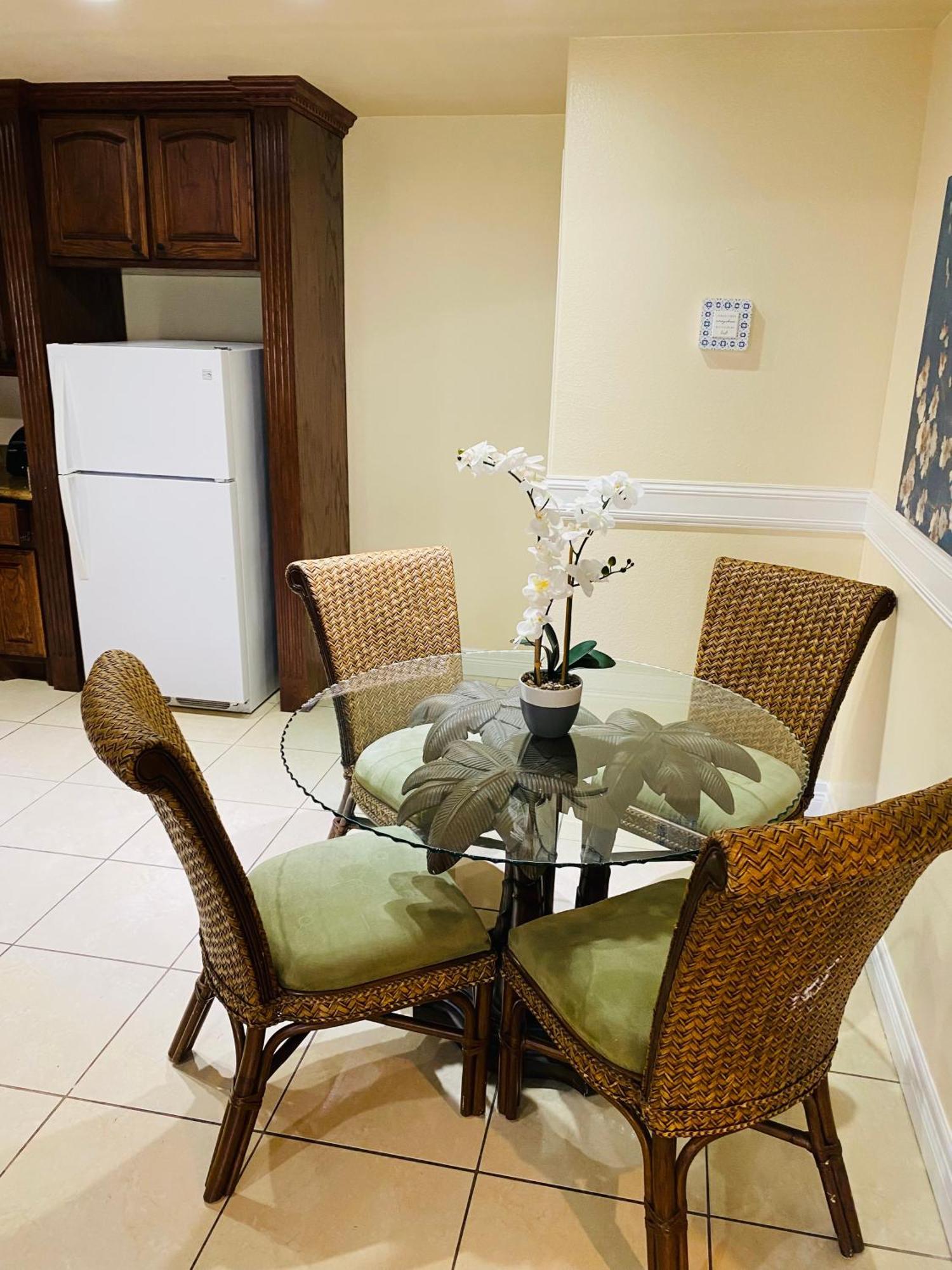 Brownsville Comfort 2 Bedroom 1 Bath , Spacious Kitchen And Outdoor Home エクステリア 写真